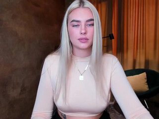 8a8y_nura shy slut caresses shaved cunt