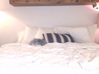 nikiskyler honest bum