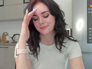 yourfairytale_ watch a free chat with