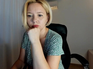 colette1w adorable babe sucks and fucks great