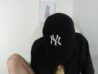 chanell_thai gorgeous blonde with a beautiful figure erotically dancing naked