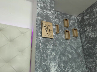 brenda_and_tony naughty babe dancing striptease