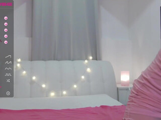 emmybabygirll cute babe inserts a finger into the