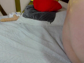 emyli_sweet_ busty babe twirls big ass