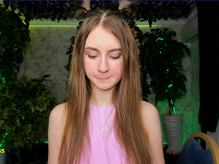 elizabeth_wong licking action hole (cam show in free rom)