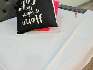 tanisha_ebony_ rubbing  my oily pussy 2022 webcam