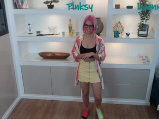 _fuckinparadise skinny webcam whore enjoys a dildo