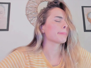 antonia_savatto_ redhead teen slut horny babe clit play