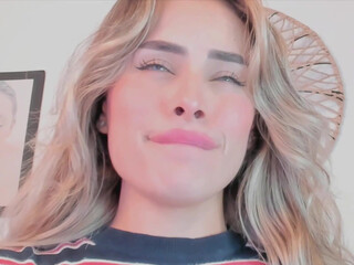 antonia_savatto_ masturbating with a tampon in pussy