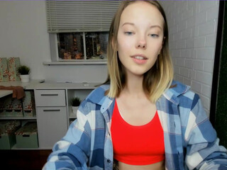 stephanie_evans naughty babe caresses vaginal hole