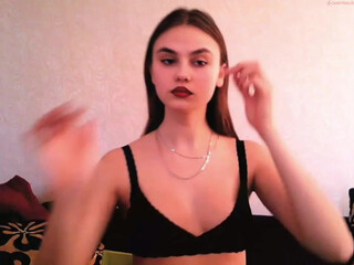 qqlola modest model posing in fries