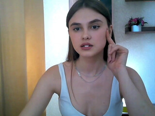 qqlola first naked webcam performance recording part 3