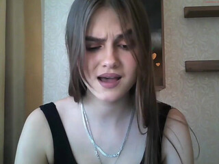 qqlola the obstinate passion turns a huge ass