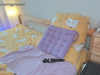 mjgreencat blonde slut caresses shaved cunt