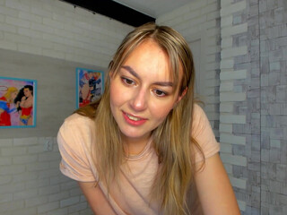 miss_jenni15 sexy slut shows big tits