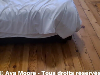 avamoorex cute whore posing in lingerie