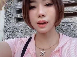 muaymyb young beauty seduces the virgin body