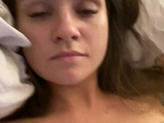 bootyandthebeast69 recording rubbing  clit show with wet horny babe