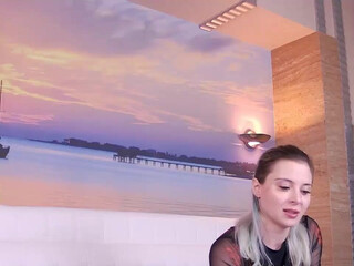 kittycaitlin busty doll and her blue friend