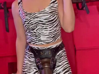 mistressiside  new cam babe  and webcam fuck video b