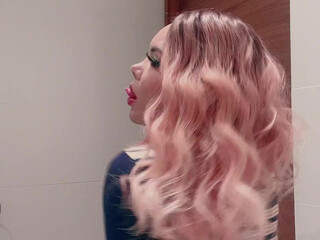 Lizzy Laynez aka lizzylaynez  20 minutes of masturbate with skinny amer