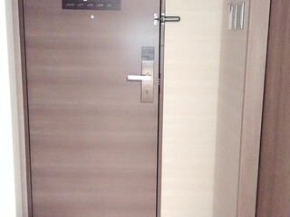 nina asshole queen caresses intimate places