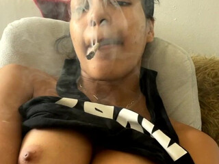 mayafarrell8 leggy blonde pampers pussy with her fingers