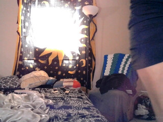 chicksicilian crazy chick masturbates both holes