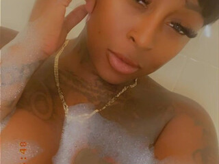 barbeebandz appetizing lady