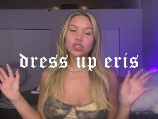 dressuperis Webmodel - jerks off and fucks her holes