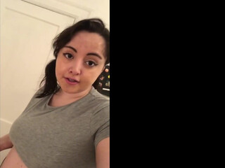 chubbychiquita Black-haired beauty pulls sex lips