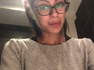 Cassie Del Isla (@cassie 30 August 2021