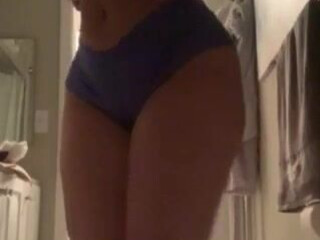 miss raquel Great bitch wore a mask and fucks with a toy