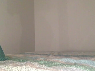 elle knox and her huge milkings