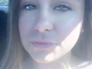 kikCrystina Rossi Sexy babe nasal shaved holes