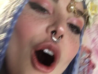 hinaughtya Exquisite princess driving crazy curvaceous