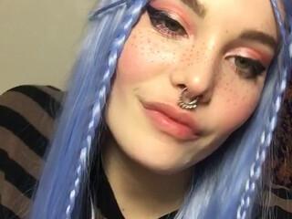 hinaughtya Passionate mare masturbates and bathes in the bath