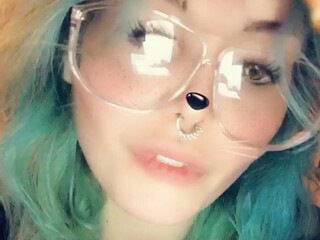 hinaughtya Slutty female has pussy fucked