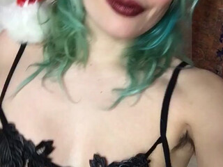 hinaughtya Sexy lady jerks off pussy with vibrator