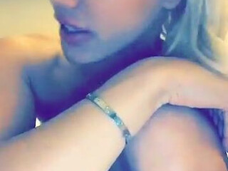 gwen singer Exquisite skin fucks pussy through pants