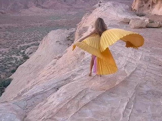 elle matthews Cute blonde babe sucking dick well