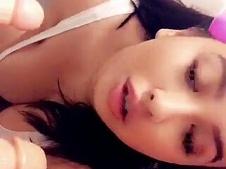 dakota rose juicy mamashie masturbating vagina