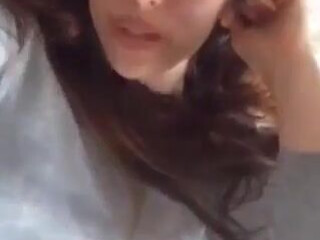 cherubesque Hottie Masturbates Shaved Cunt