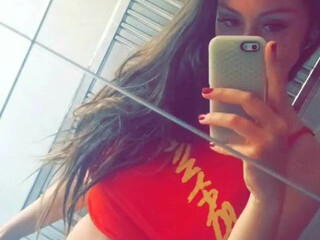 cherubesque Sexy slut licks erotically finger