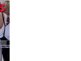 Holly Peers onlyfans Busty bitch exposes her charms