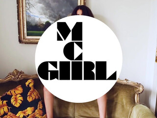 Holly Peers onlyfans Naked on the bed