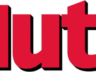 Holly Peers onlyfans beauty and slag