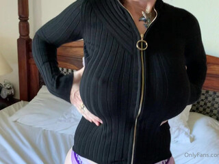 BoltOnWife (@boltonwife) onlyfans 28 June 2021