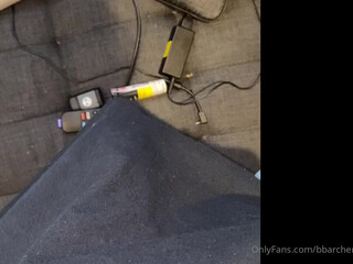 Bailey Archer (@bbarcher Putana has fingers