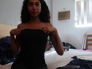 Alyssa Cova (@alyssacova) onlyfans 11 October 2021